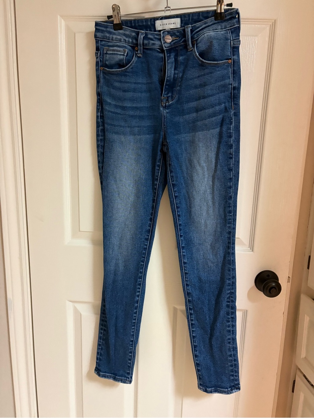 Lean Fit Mid Blue Women's Skinny Jeans